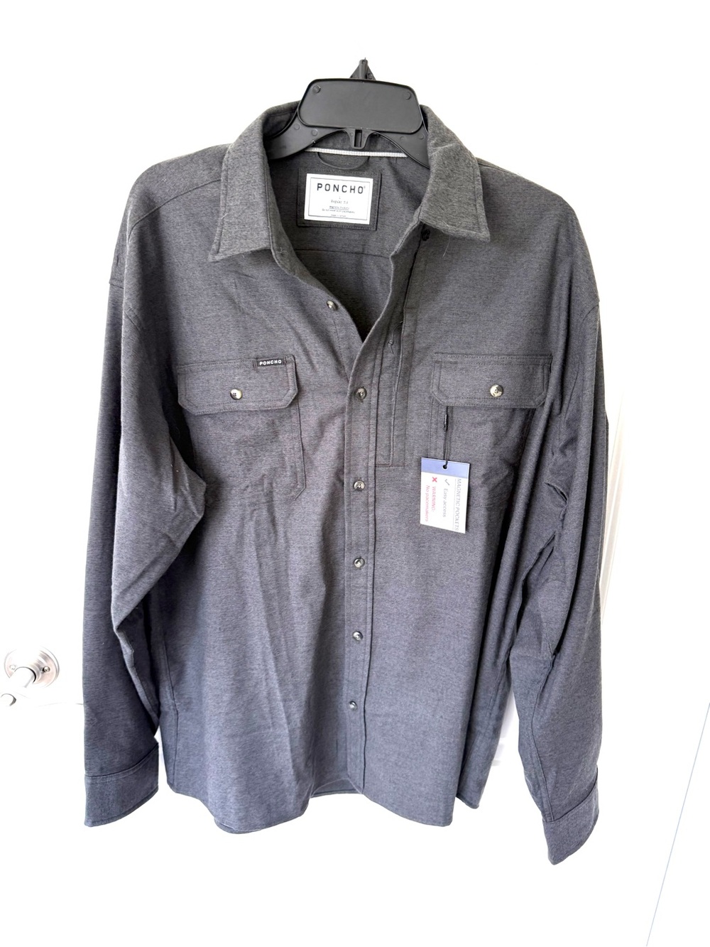 Poncho Magnetic Pocket Long Sleeve NWT